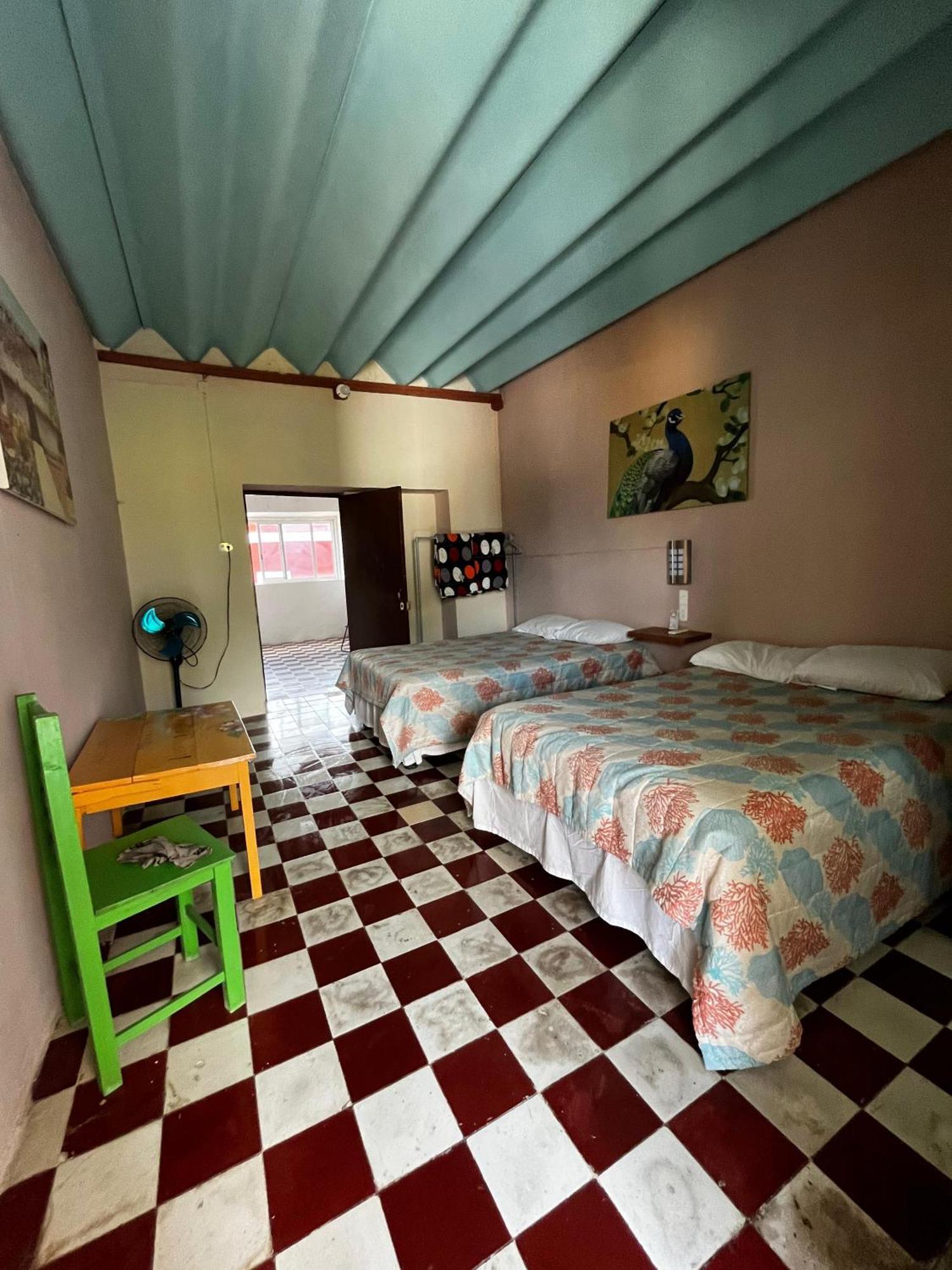 Casona Del Negro Aguilar Hotel Valladolid  Bagian luar foto