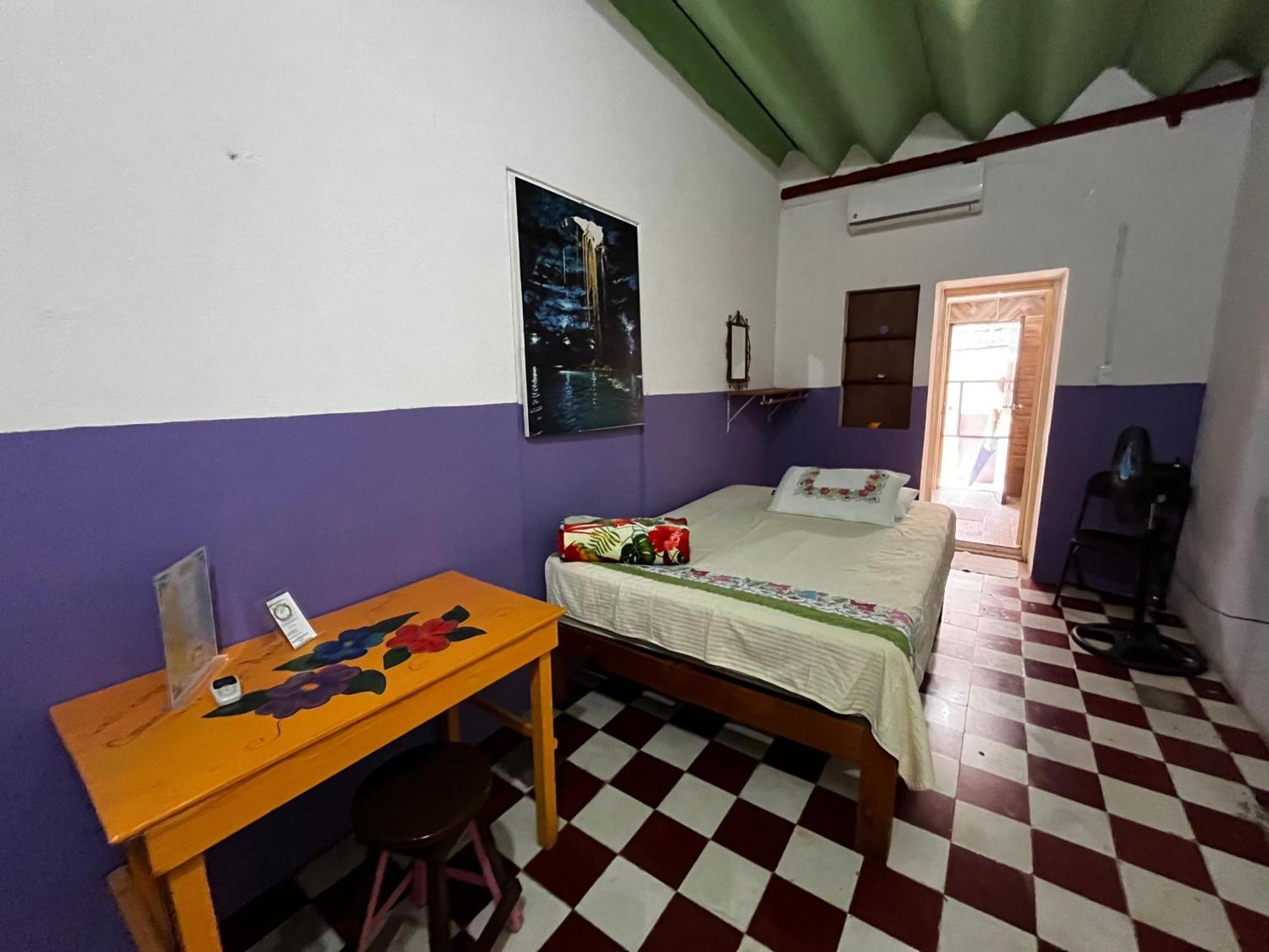 Casona Del Negro Aguilar Hotel Valladolid  Bagian luar foto