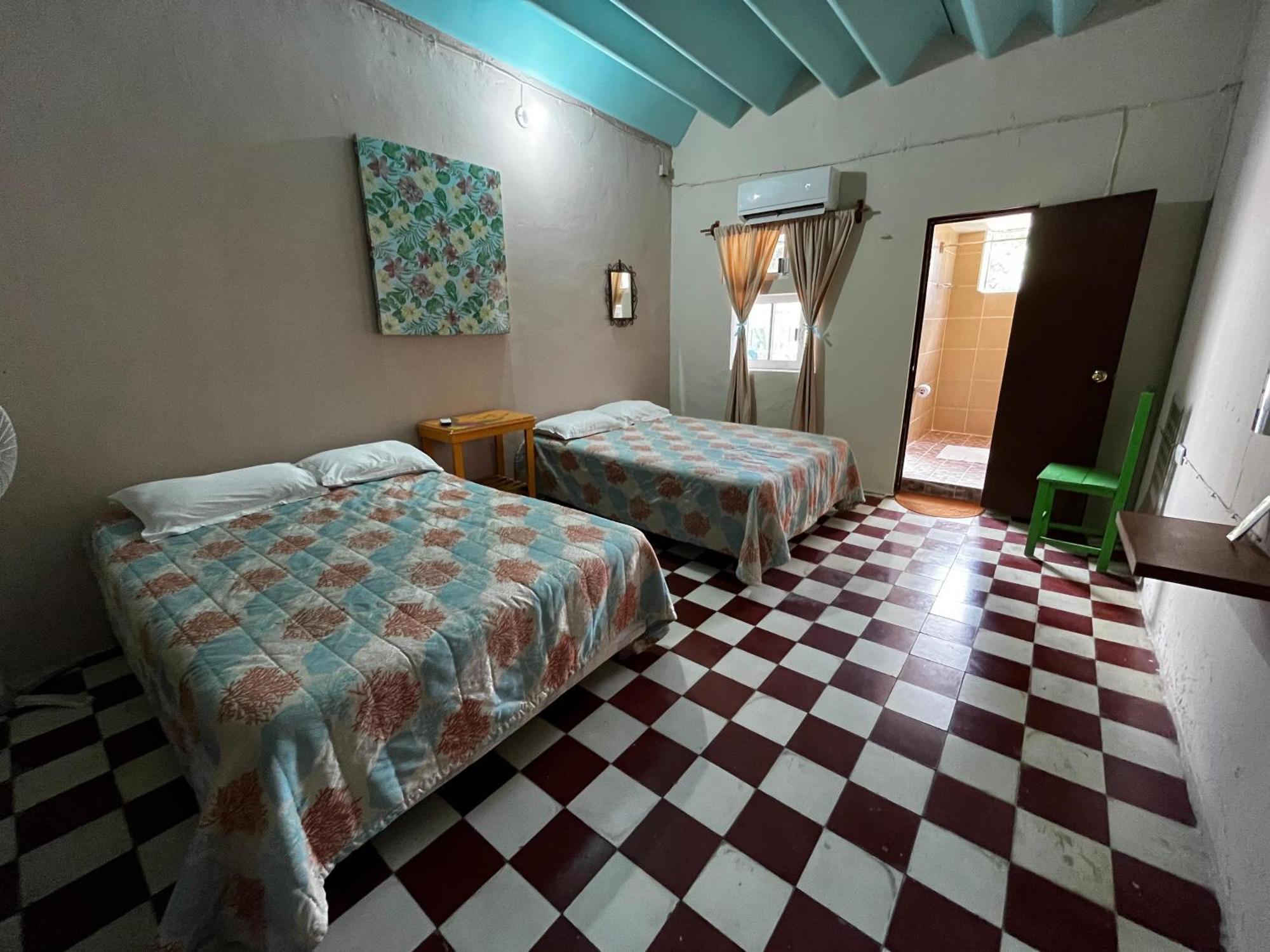 Casona Del Negro Aguilar Hotel Valladolid  Bagian luar foto